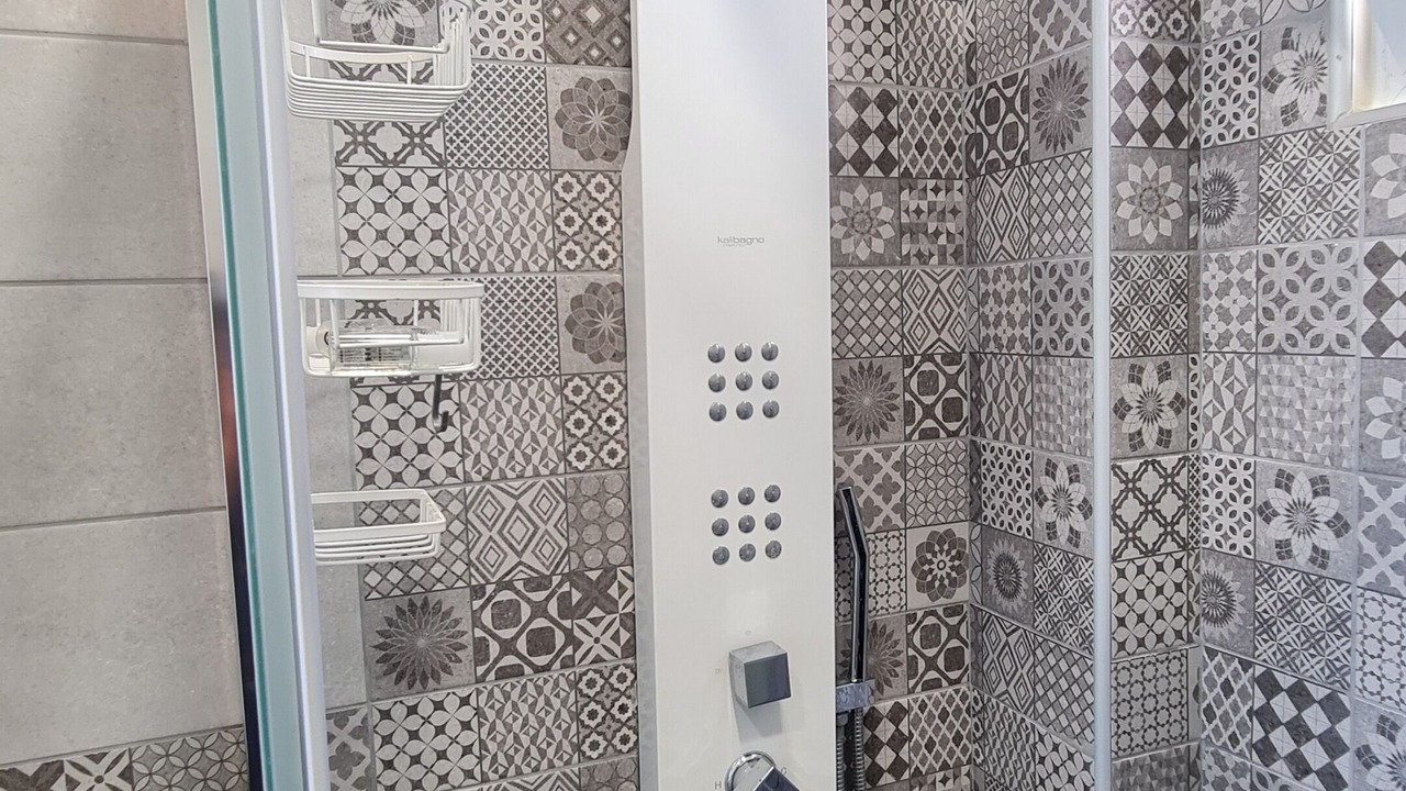 Photo of Bathroom in Lambi