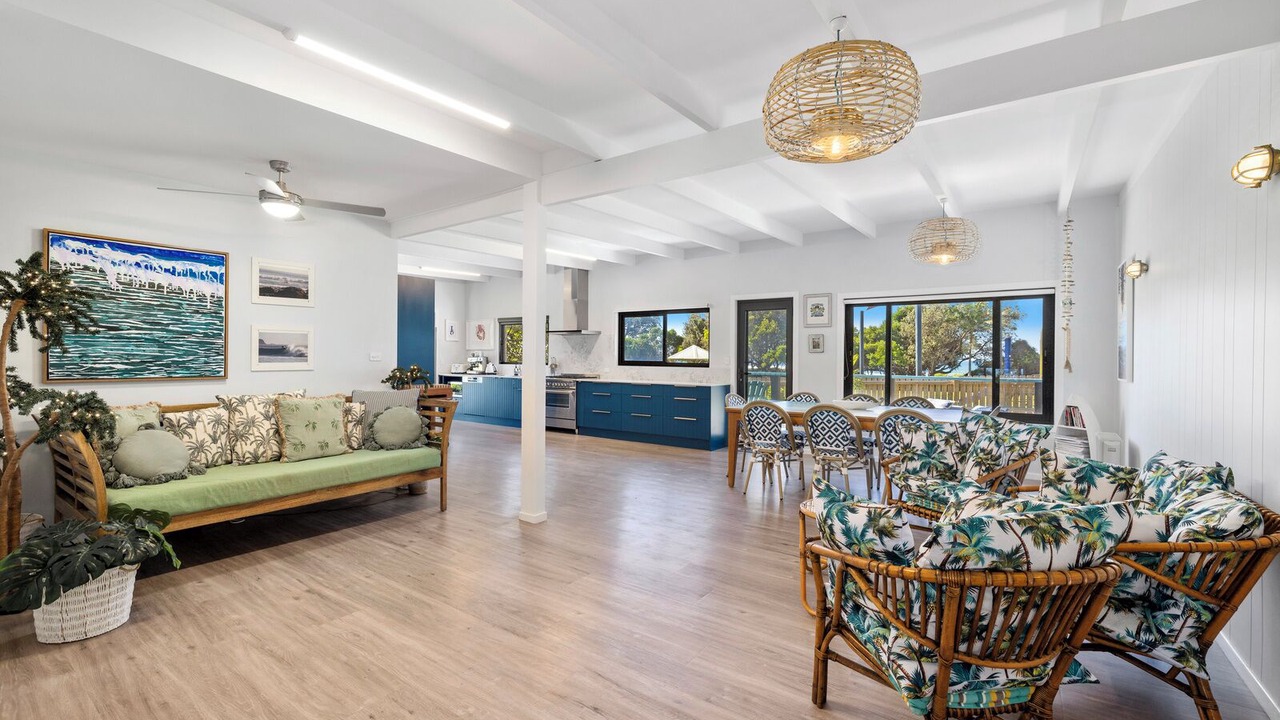 Photo of Livingroom in Emerald Beach