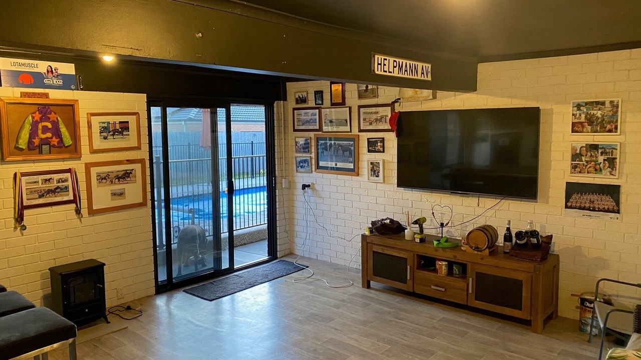 Photo of Livingroom in Clifton Springs