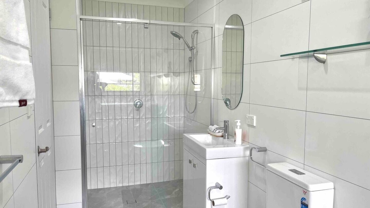 Photo of Bathroom in Tascott