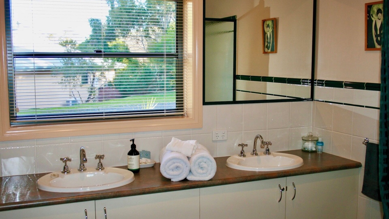 Photo of Bathroom in Wooragee