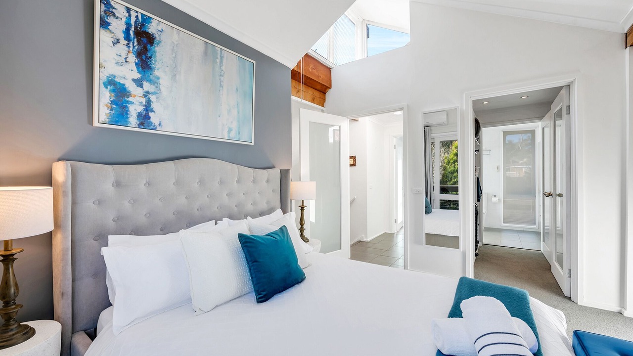 Photo of Bedroom in Mount Osmond