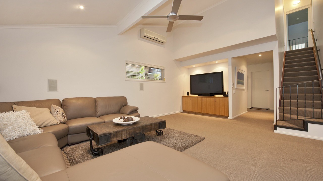 Photo of Livingroom in Sunshine Beach