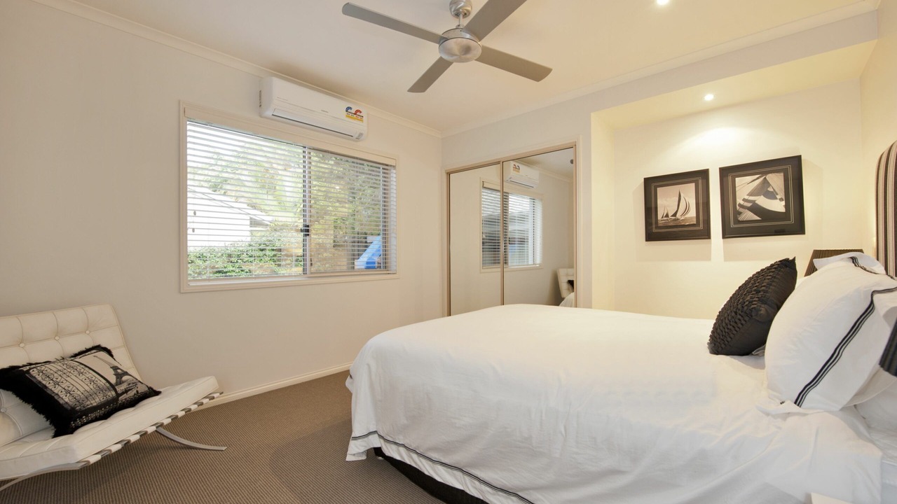 Photo of Bedroom in Sunshine Beach