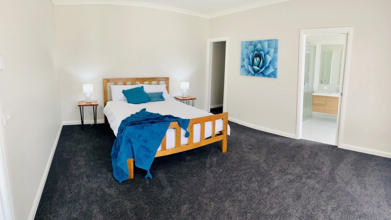 Photo of Bedroom in Gol Gol