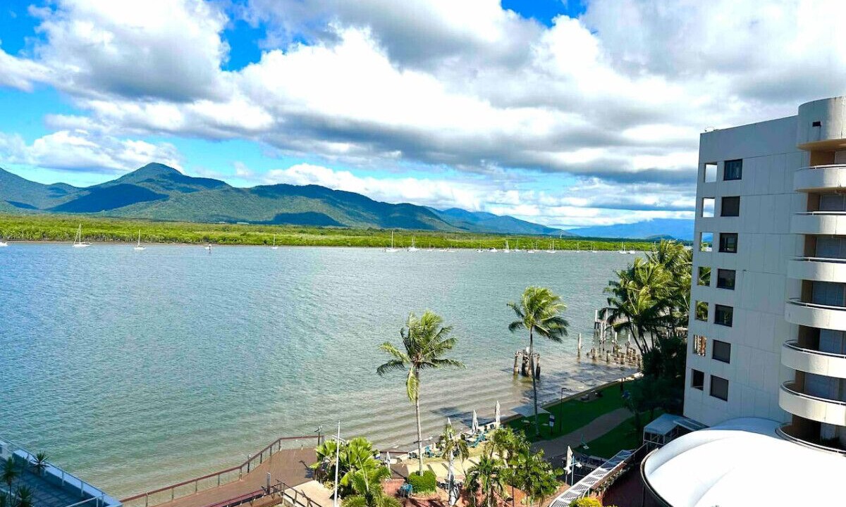 Photo of Patio Balcony in Cairns Central Business District