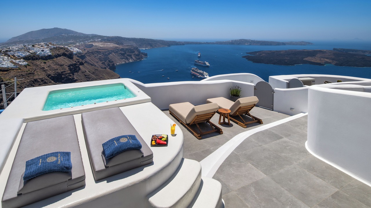 Photo of Bedroom in Imerovigli