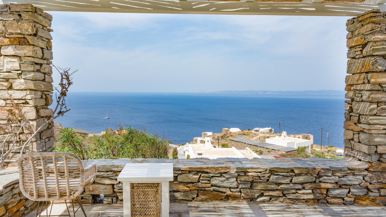 Photo of Patio Balcony in Kea