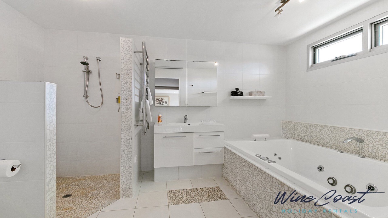 Photo of Bathroom in Aldinga Beach