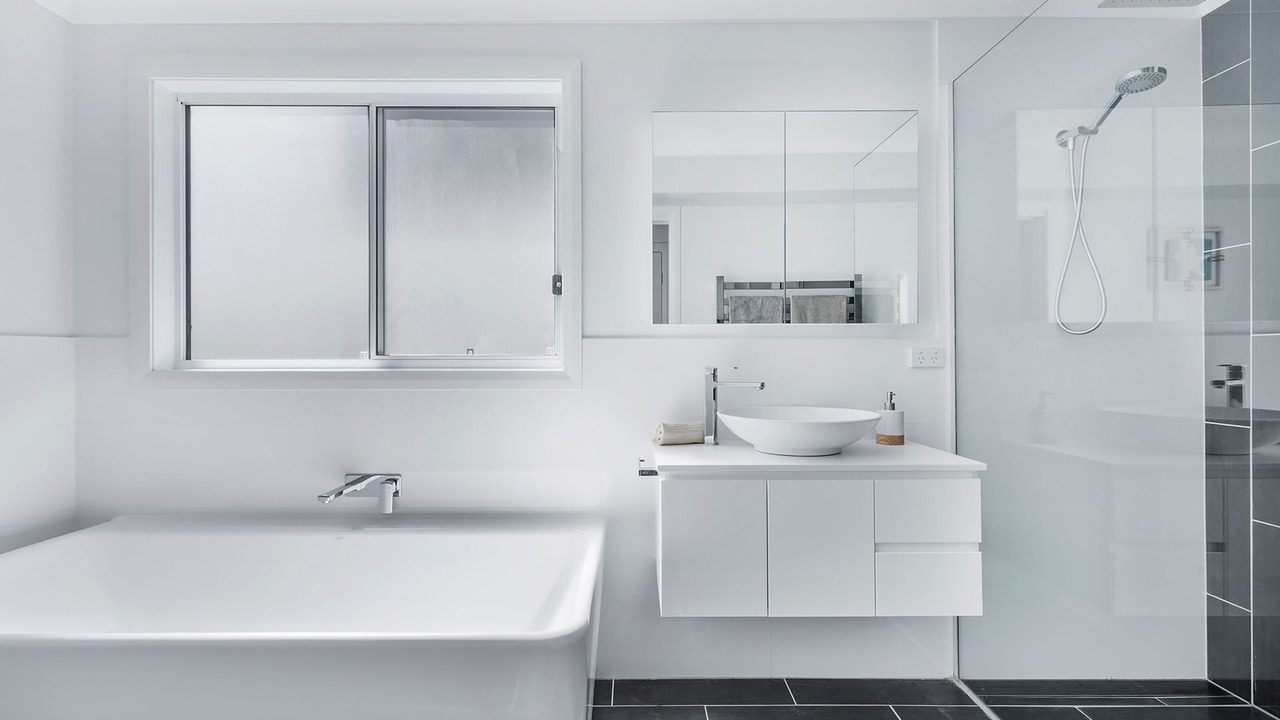 Photo of Bathroom in Narrawallee