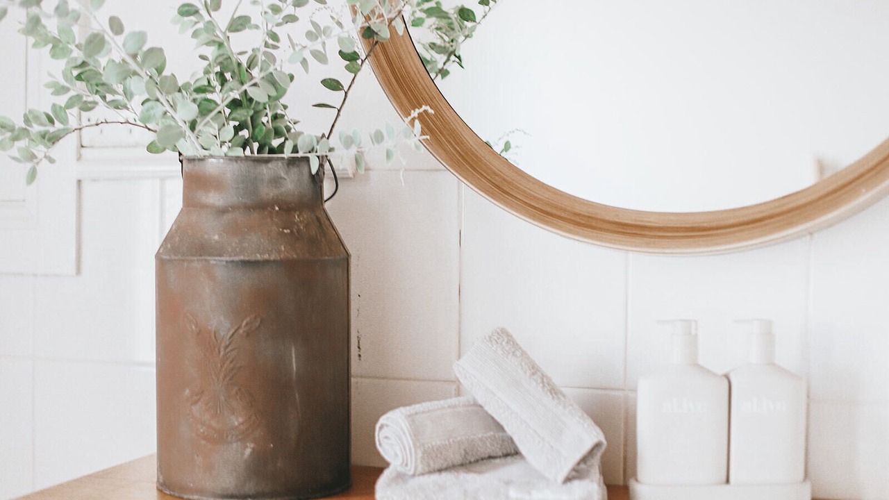 Photo of Bathroom in Limbri