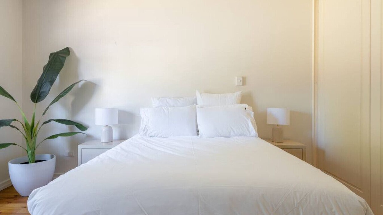 Photo of Bedroom in Glenelg