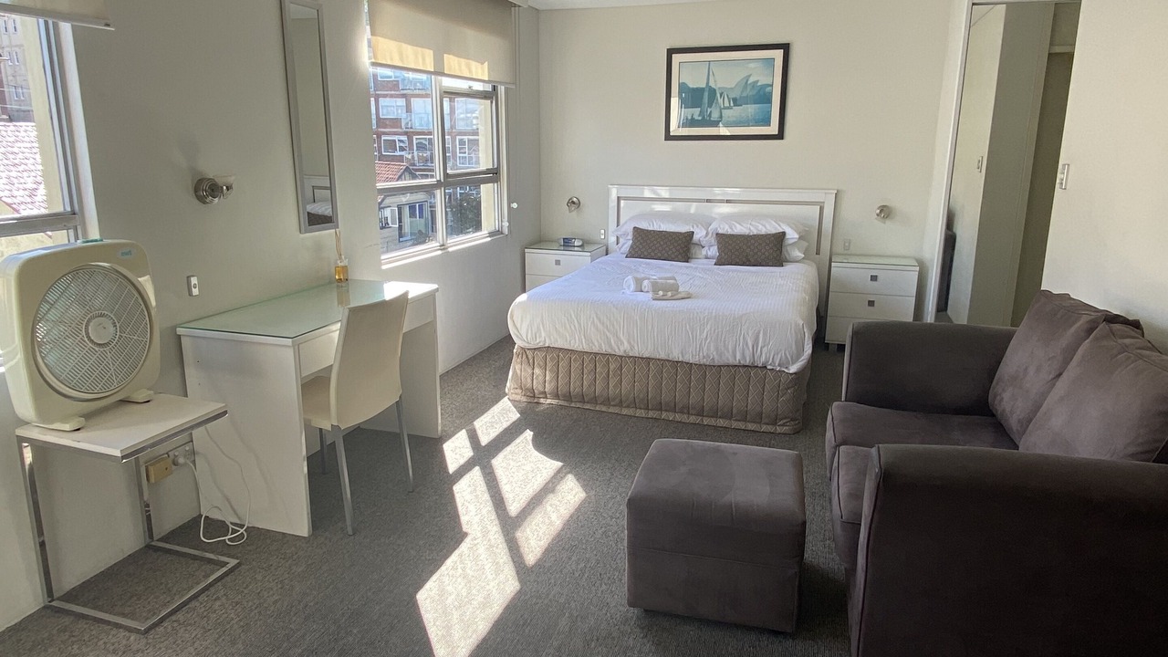 Photo of Bedroom in McMahons Point