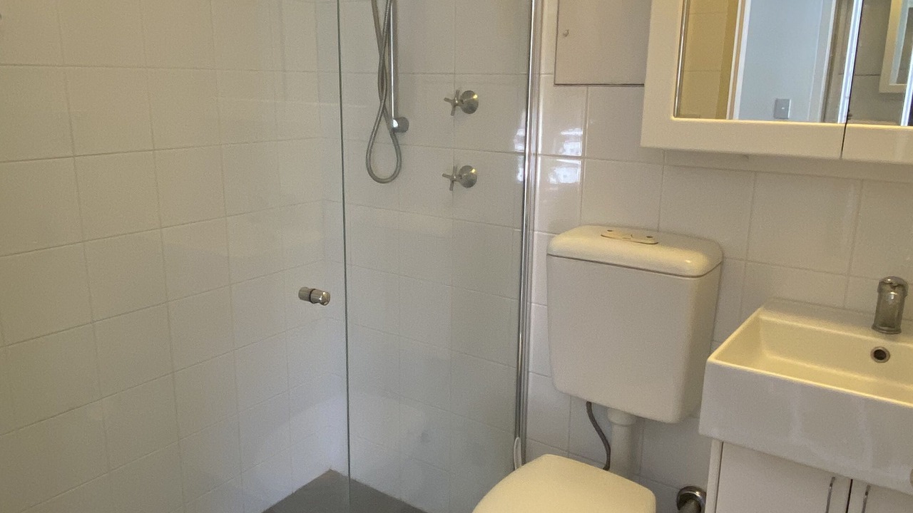 Photo of Bathroom in McMahons Point