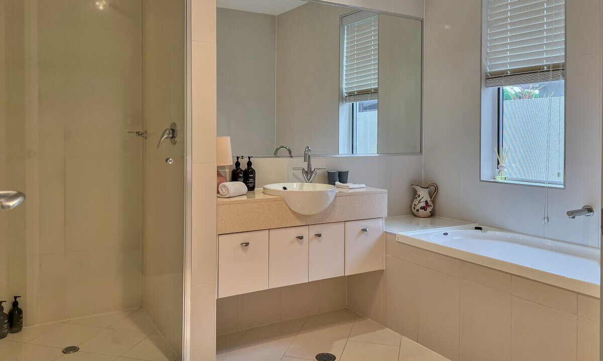 Photo of Bathroom in Pelican Waters