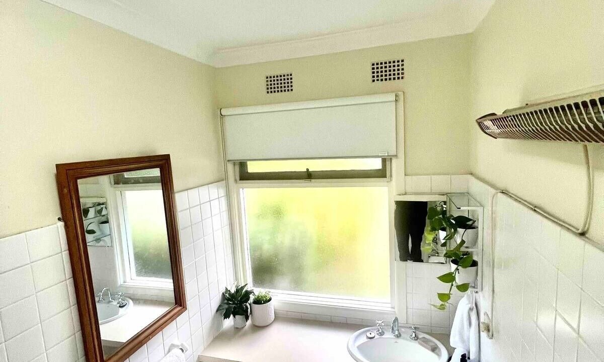 Photo of Bathroom in Katoomba