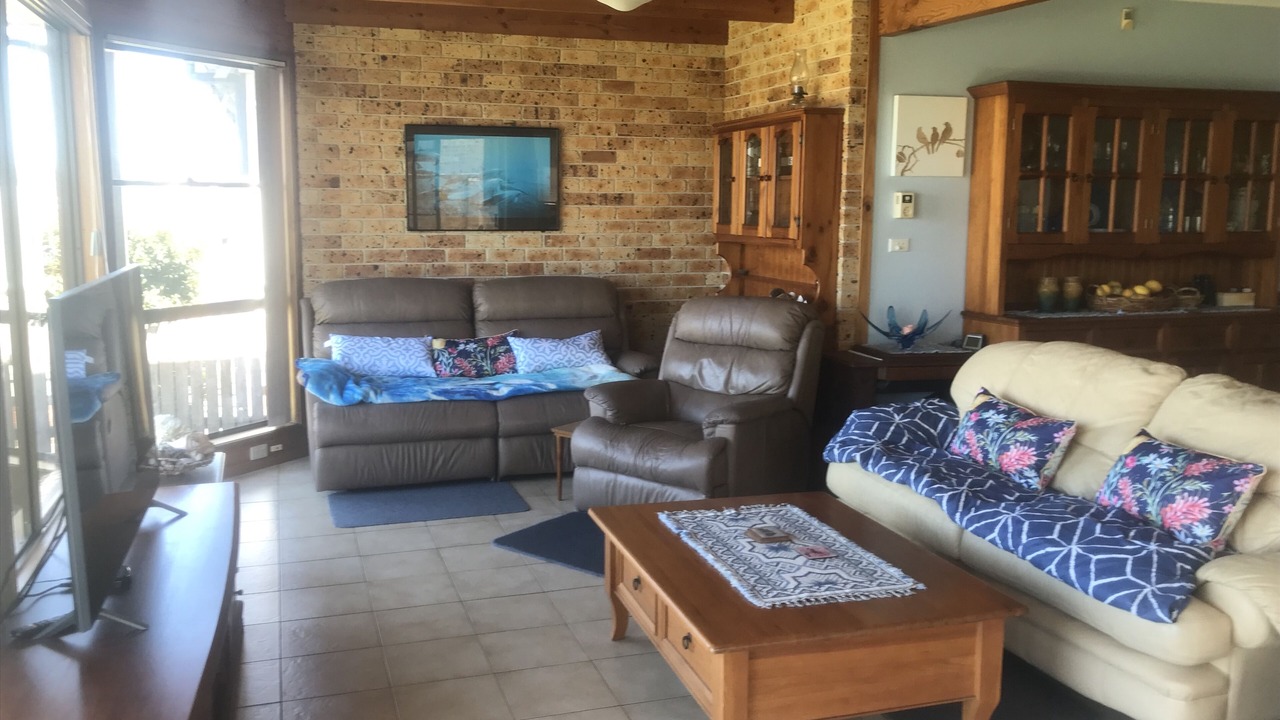 Photo of Livingroom in Greenwell Point