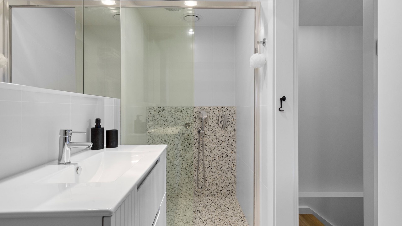 Photo of Bathroom in Narrawallee