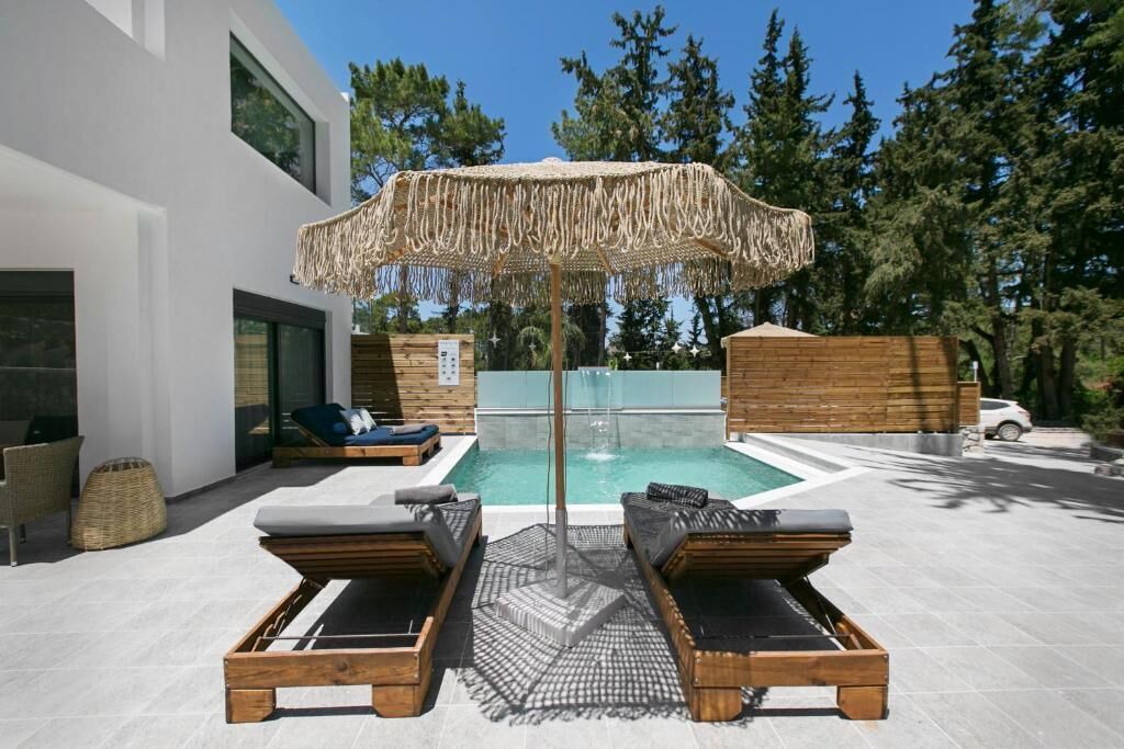 Photo of Outdoor in Ixia