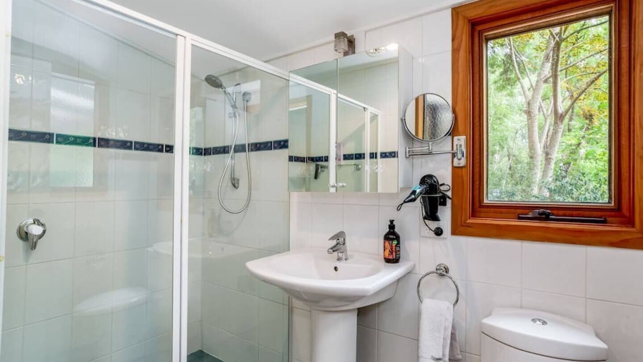 Photo of Bathroom in Aldgate