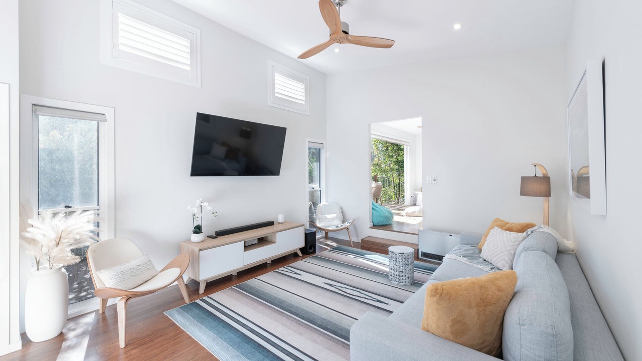 Photo of Bedroom in Murrays Beach