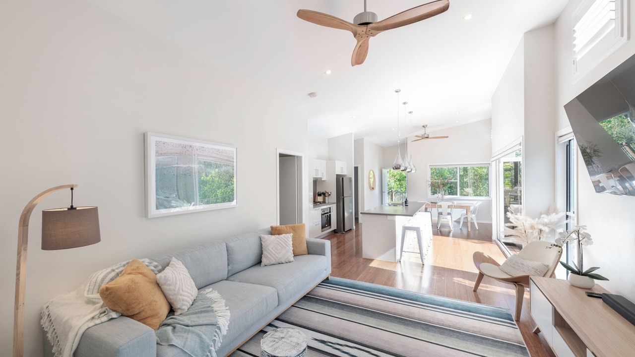 Photo of Bedroom in Murrays Beach