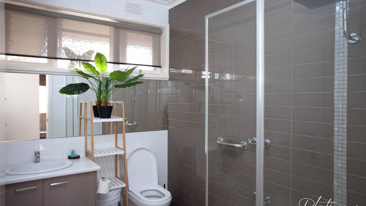 Photo of Bathroom in Lake Wendouree