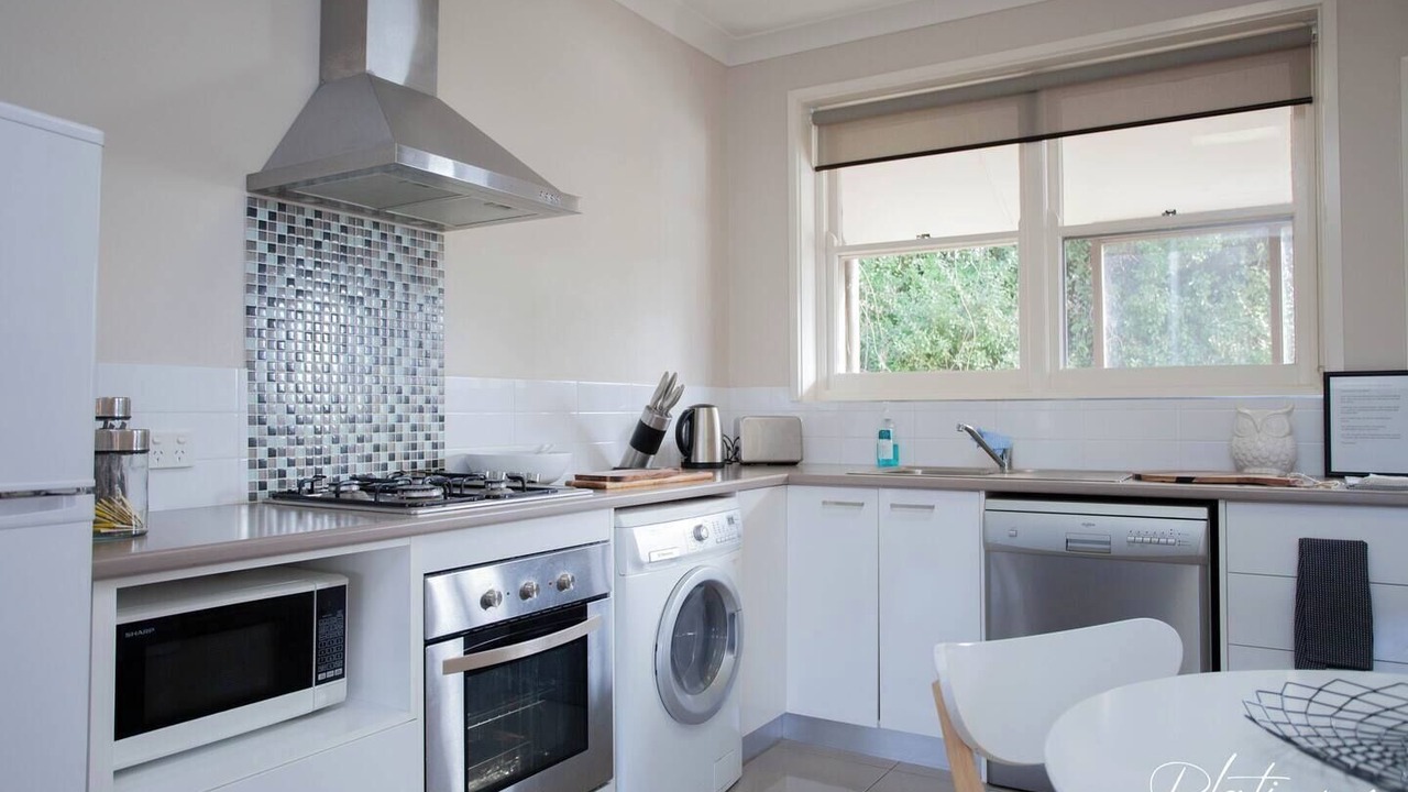 Photo of Kitchen in Lake Wendouree