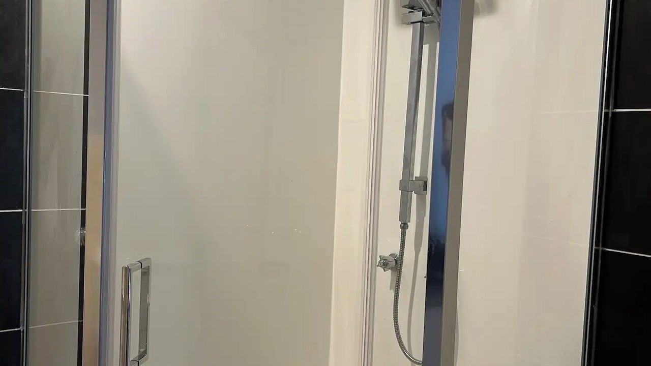 Photo of Bathroom in Torquay