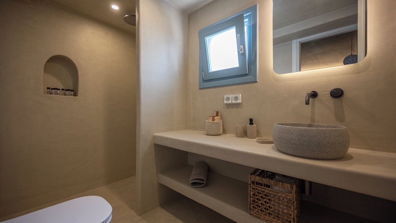 Photo of Bathroom in Kamari