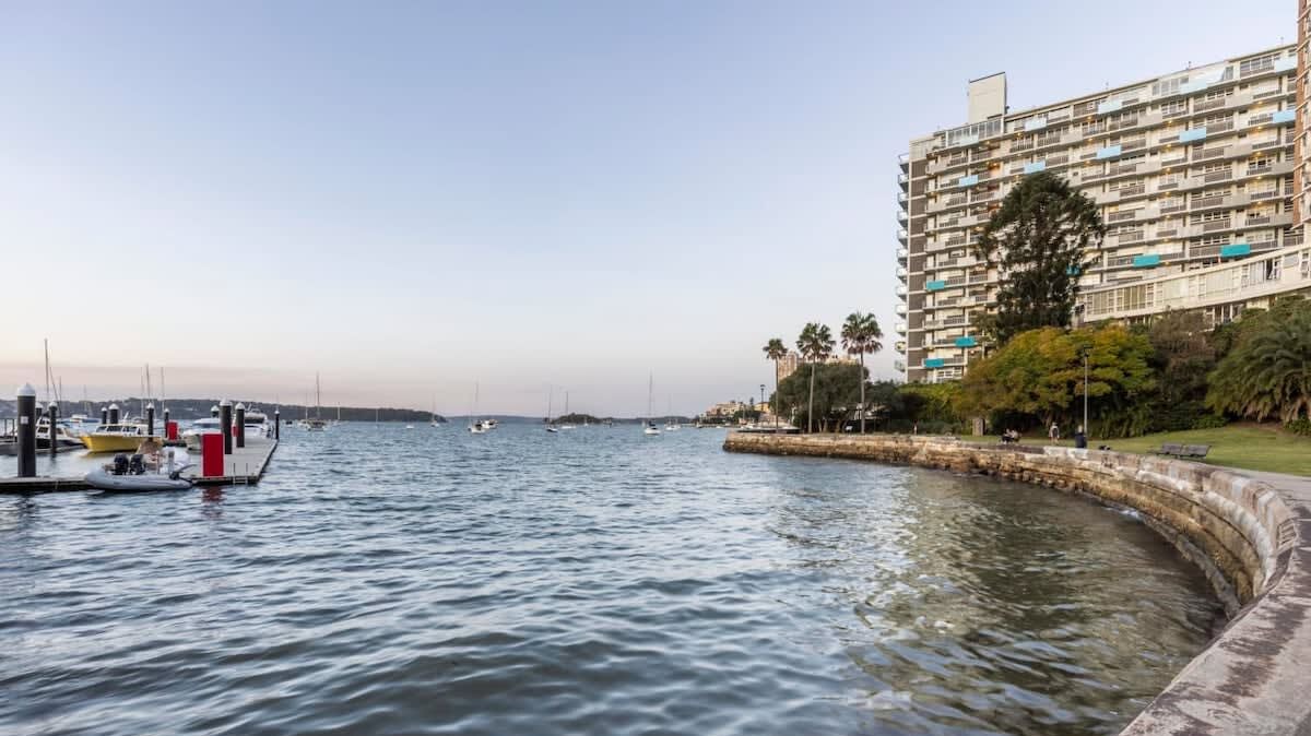 Photo of Others in Elizabeth Bay