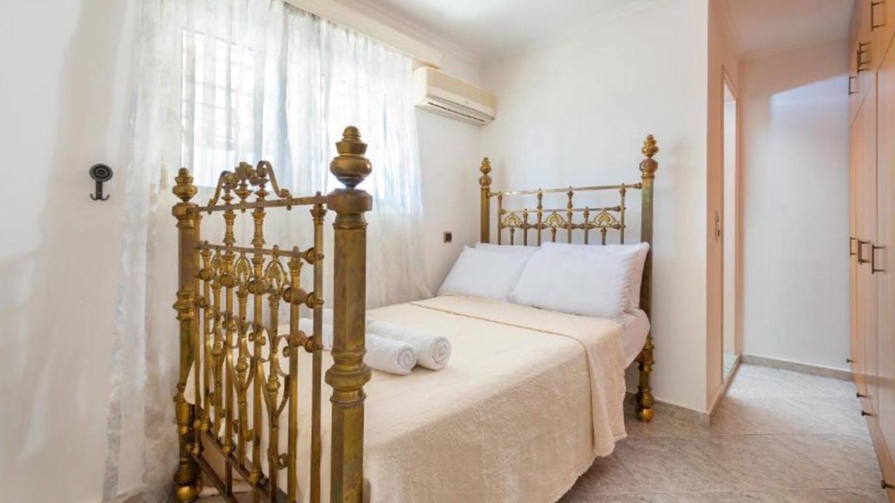 Photo of Bedroom in Gennadi