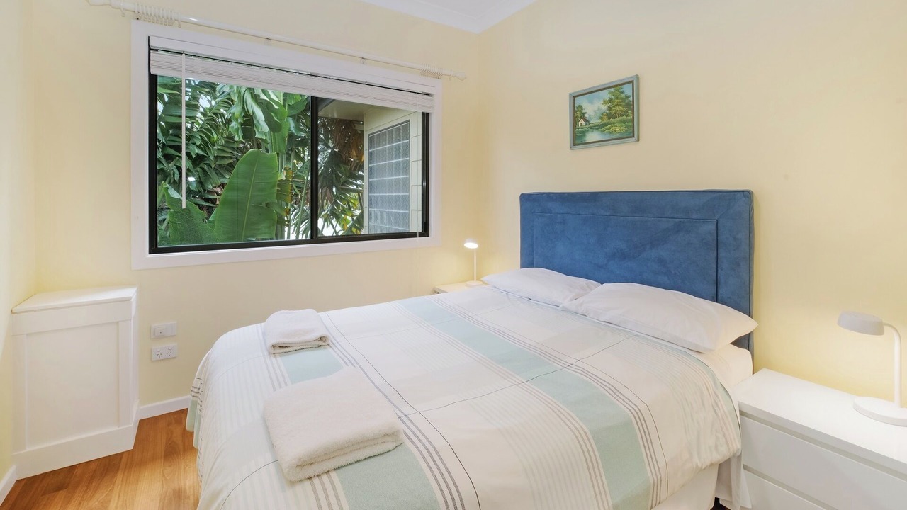 Photo of Bedroom in Valla Beach