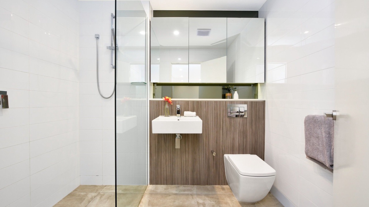 Photo of Bathroom in Wentworth Point