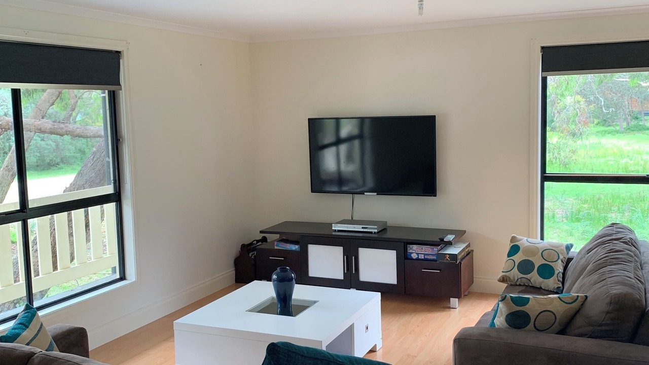 Photo of Livingroom in Golden Beach