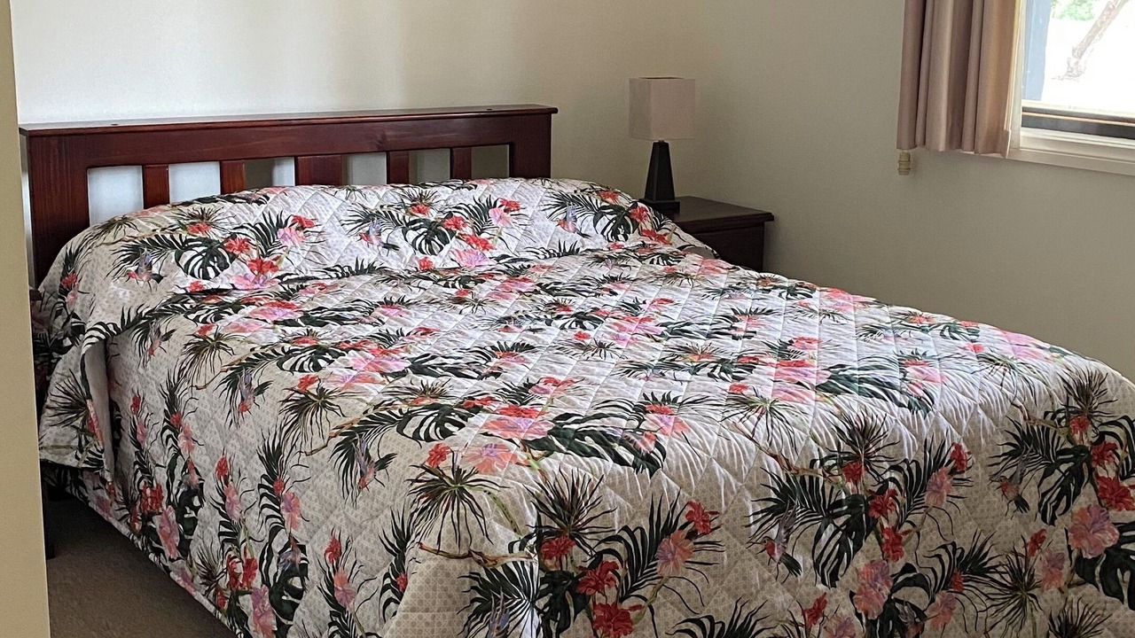 Photo of Bedroom in Golden Beach