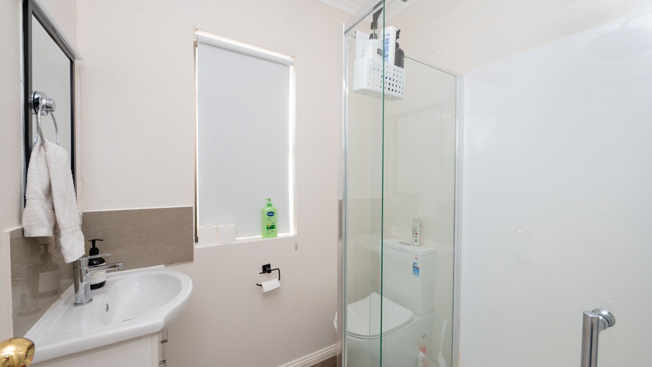 Photo of Bathroom in Corio
