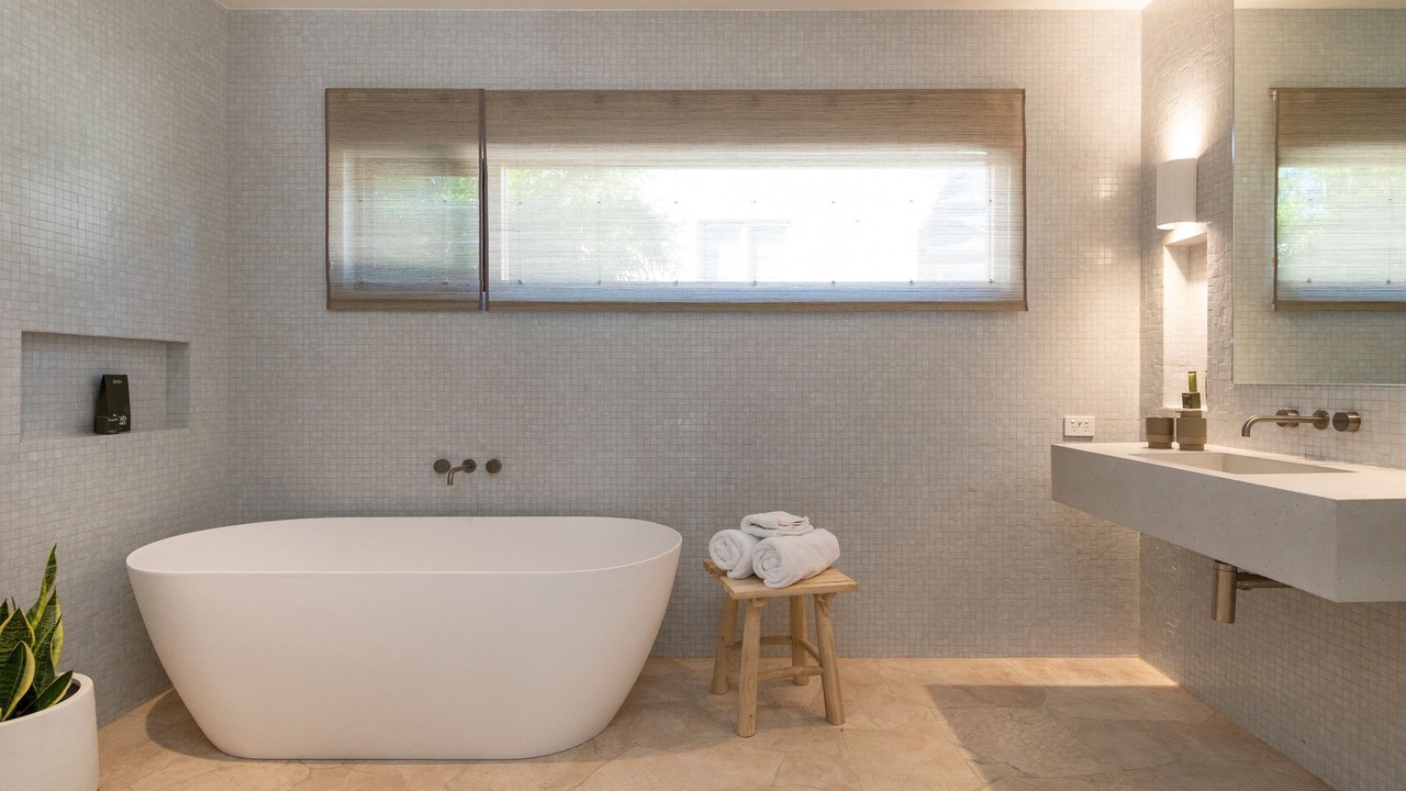 Photo of Bathroom in Whale Beach