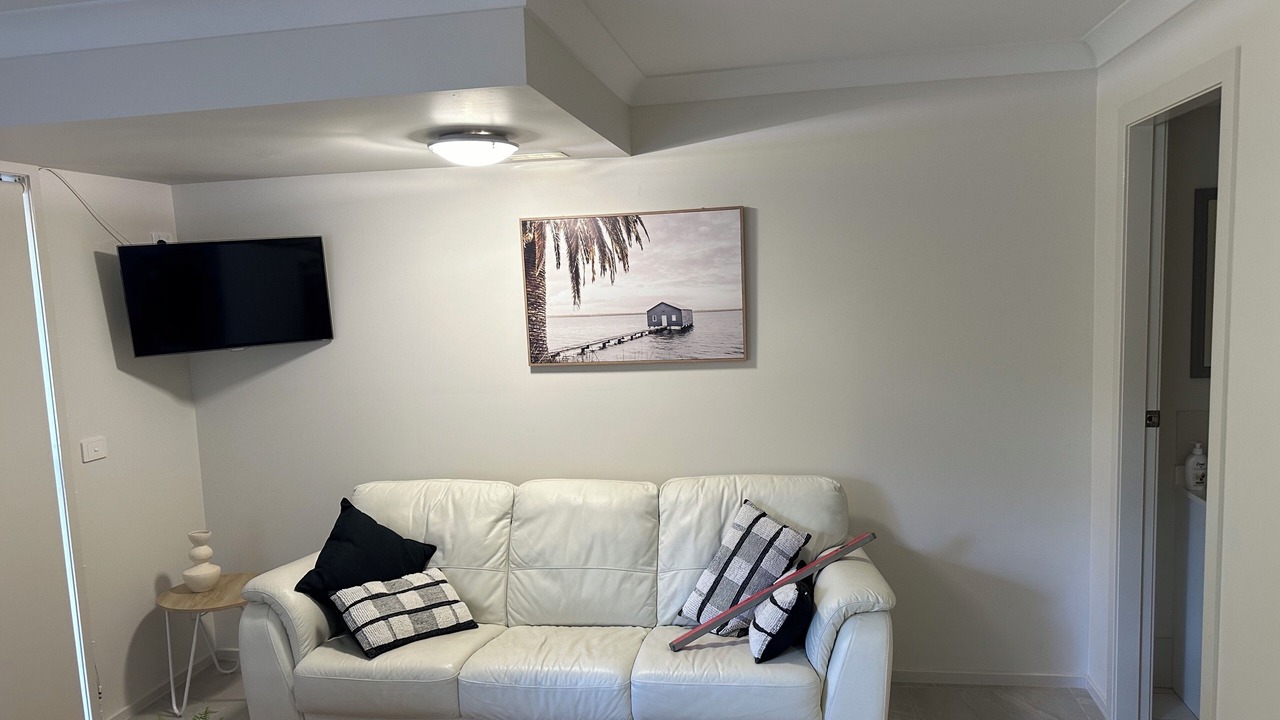 Photo of Livingroom in Denhams Beach
