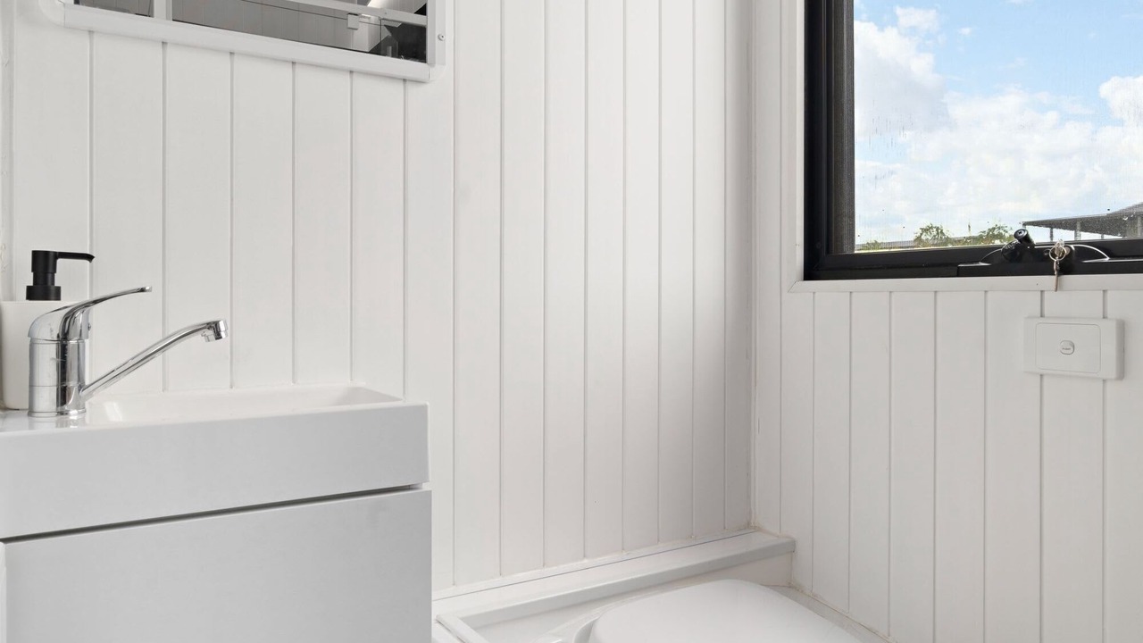 Photo of Bathroom in Lake Charm