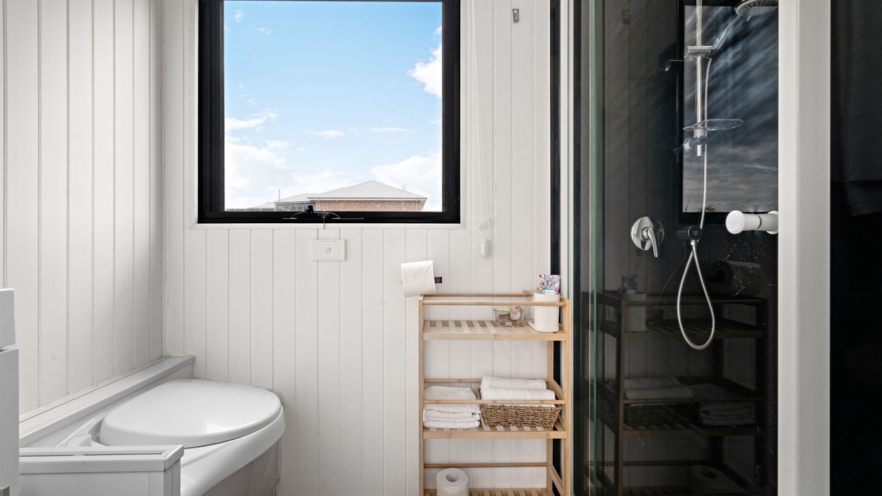 Photo of Bathroom in Lake Charm