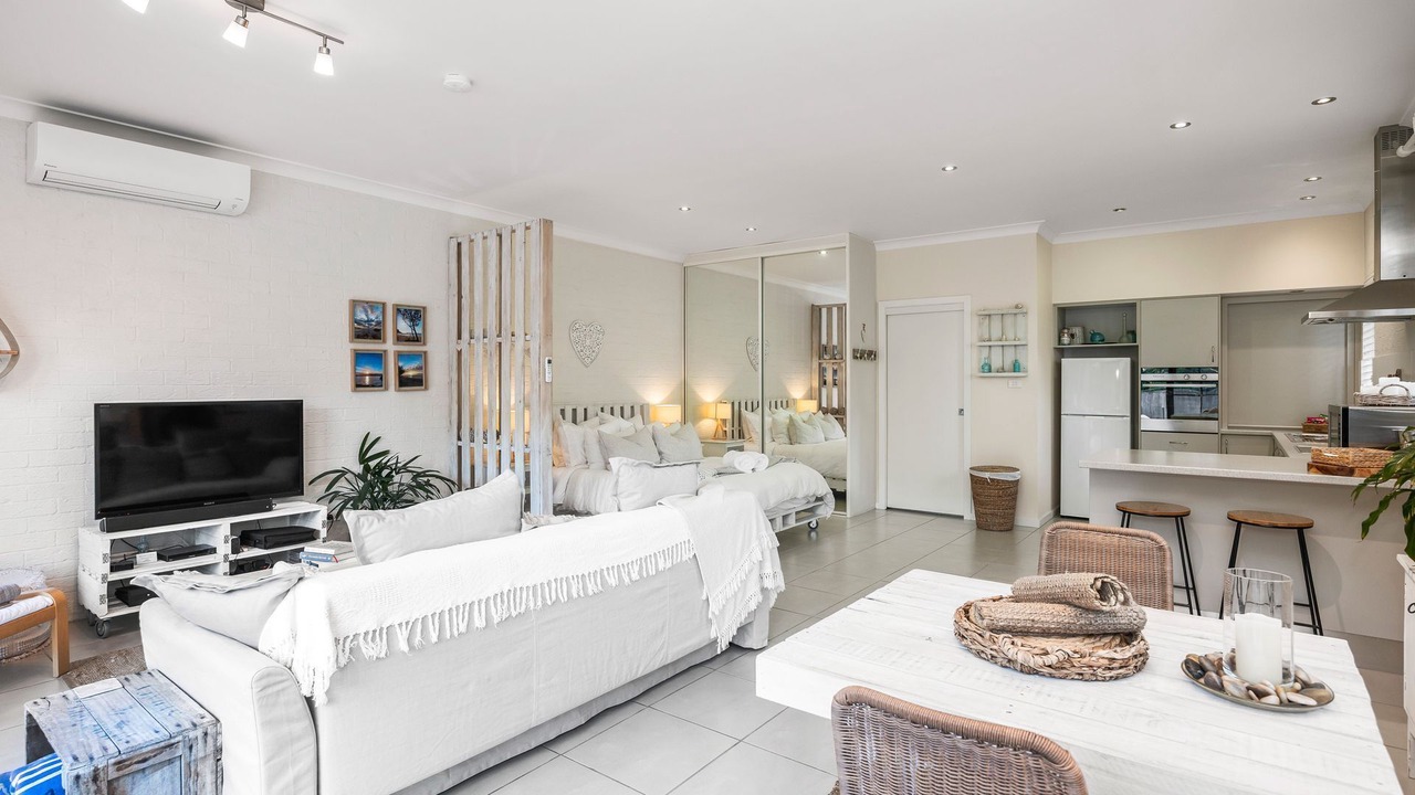 Photo of Livingroom in Narrawallee