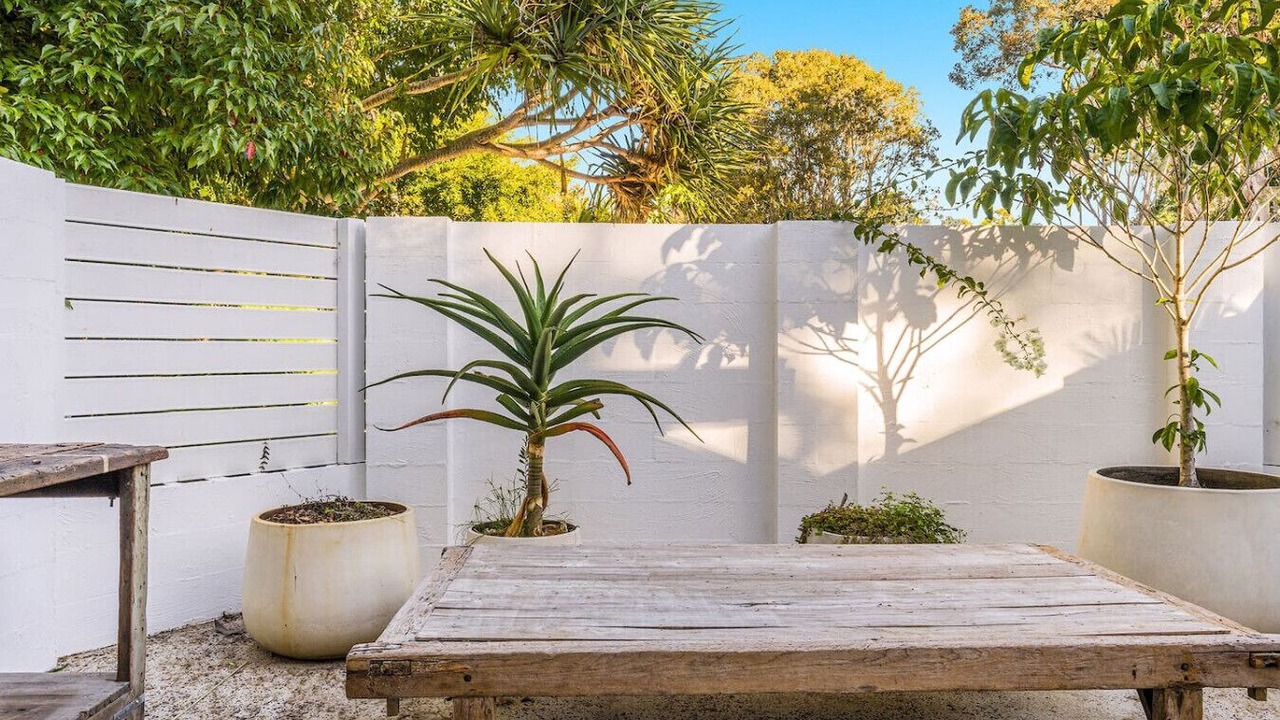 Photo of Patio Balcony in South Golden Beach