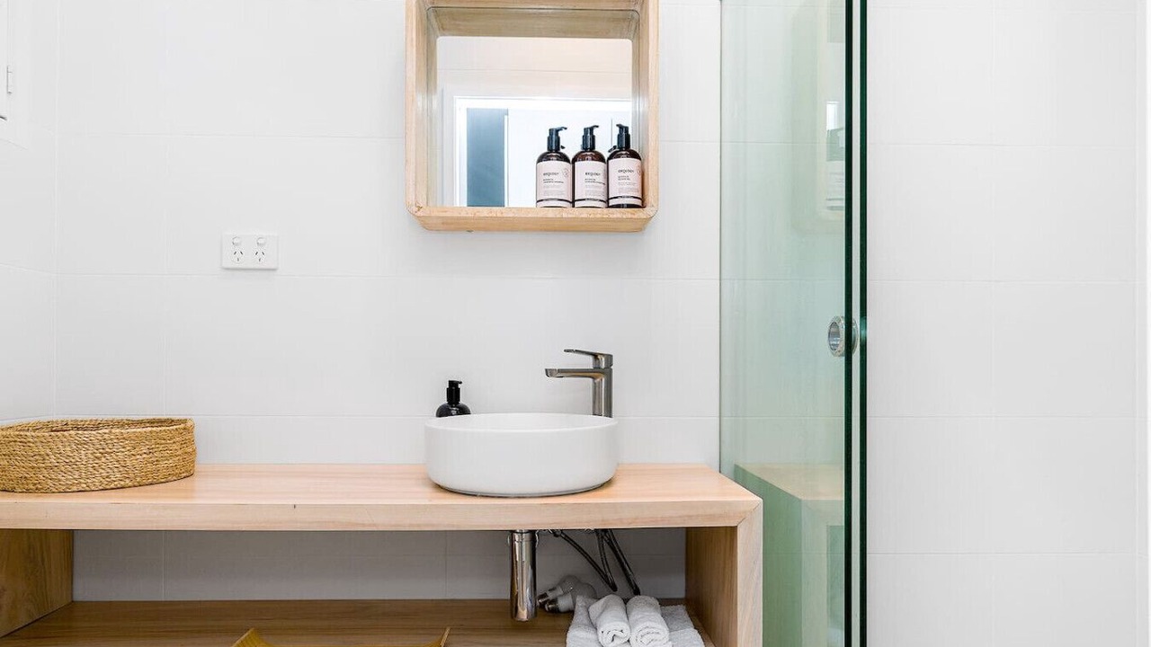 Photo of Bathroom in South Golden Beach