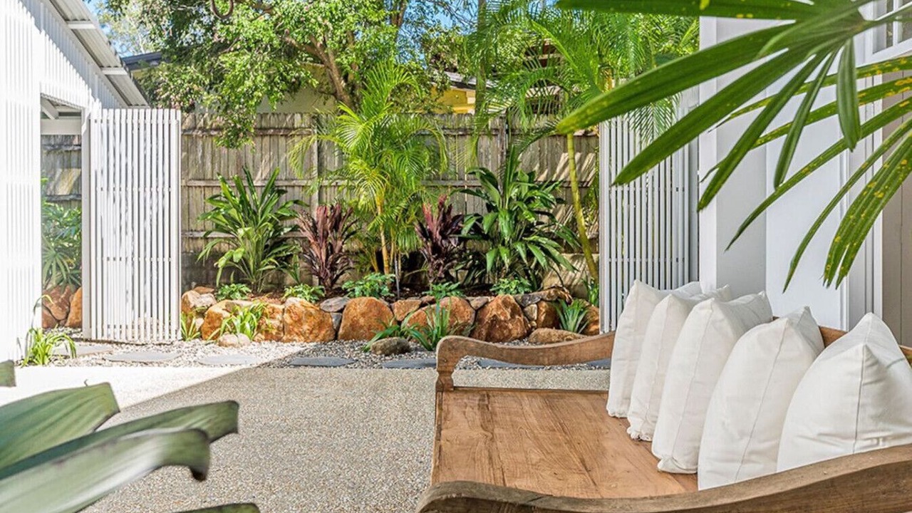 Photo of Patio Balcony in South Golden Beach
