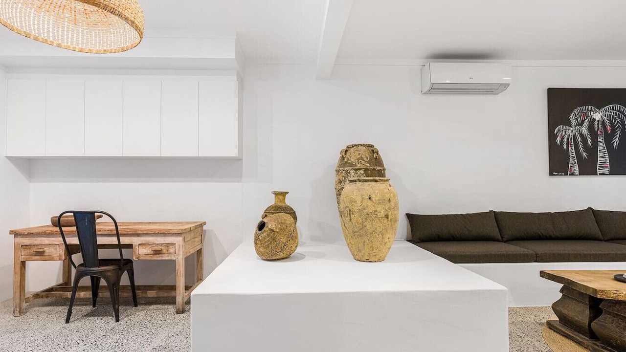 Photo of Livingroom in South Golden Beach