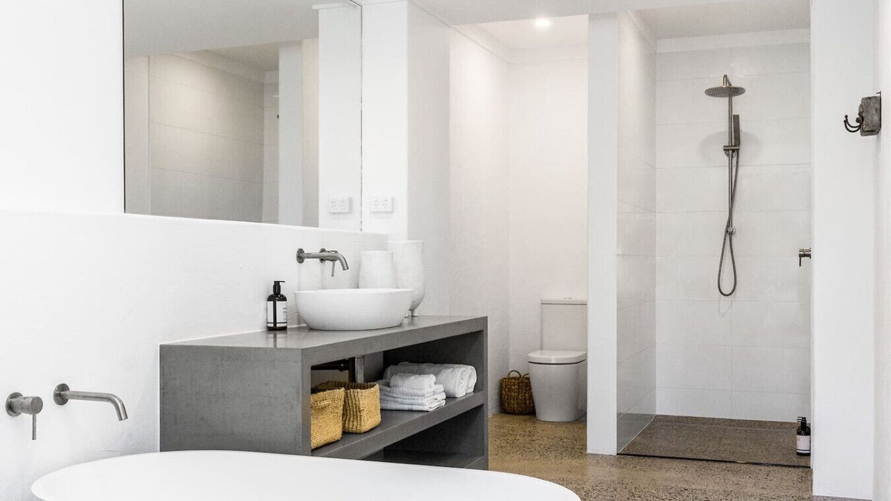 Photo of Bathroom in South Golden Beach