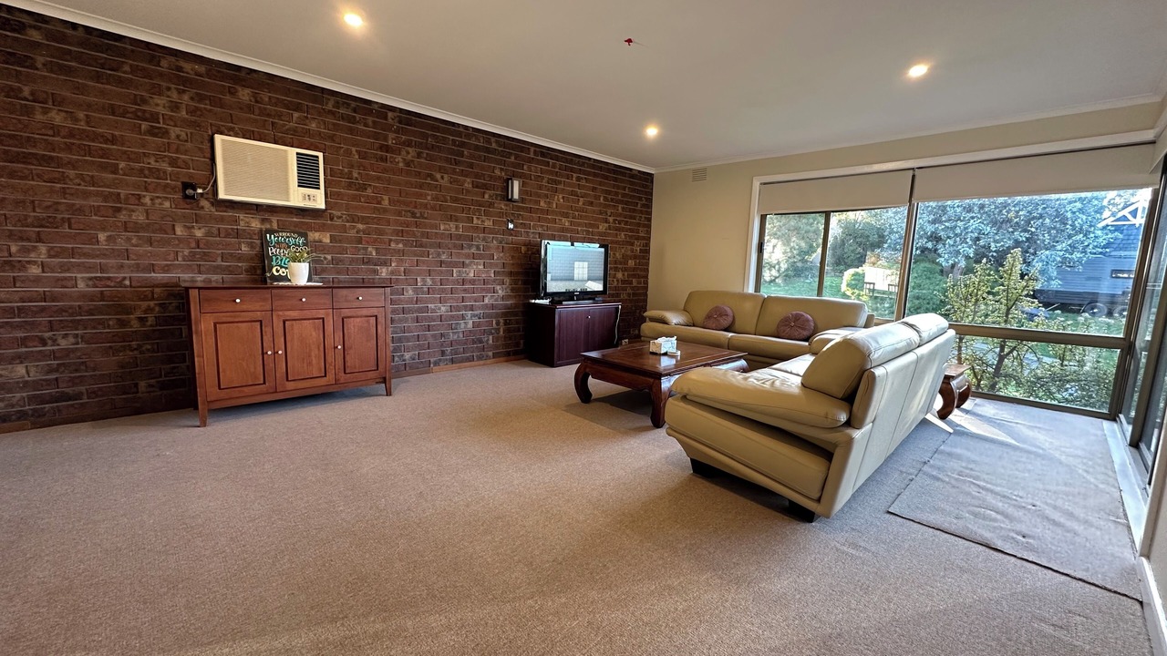 Photo of Livingroom in Sunbury