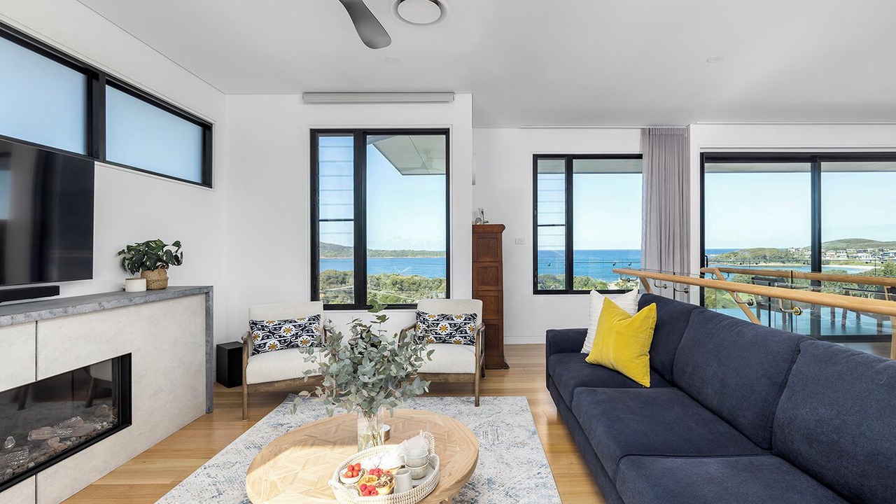 Photo of Livingroom in Fingal Bay