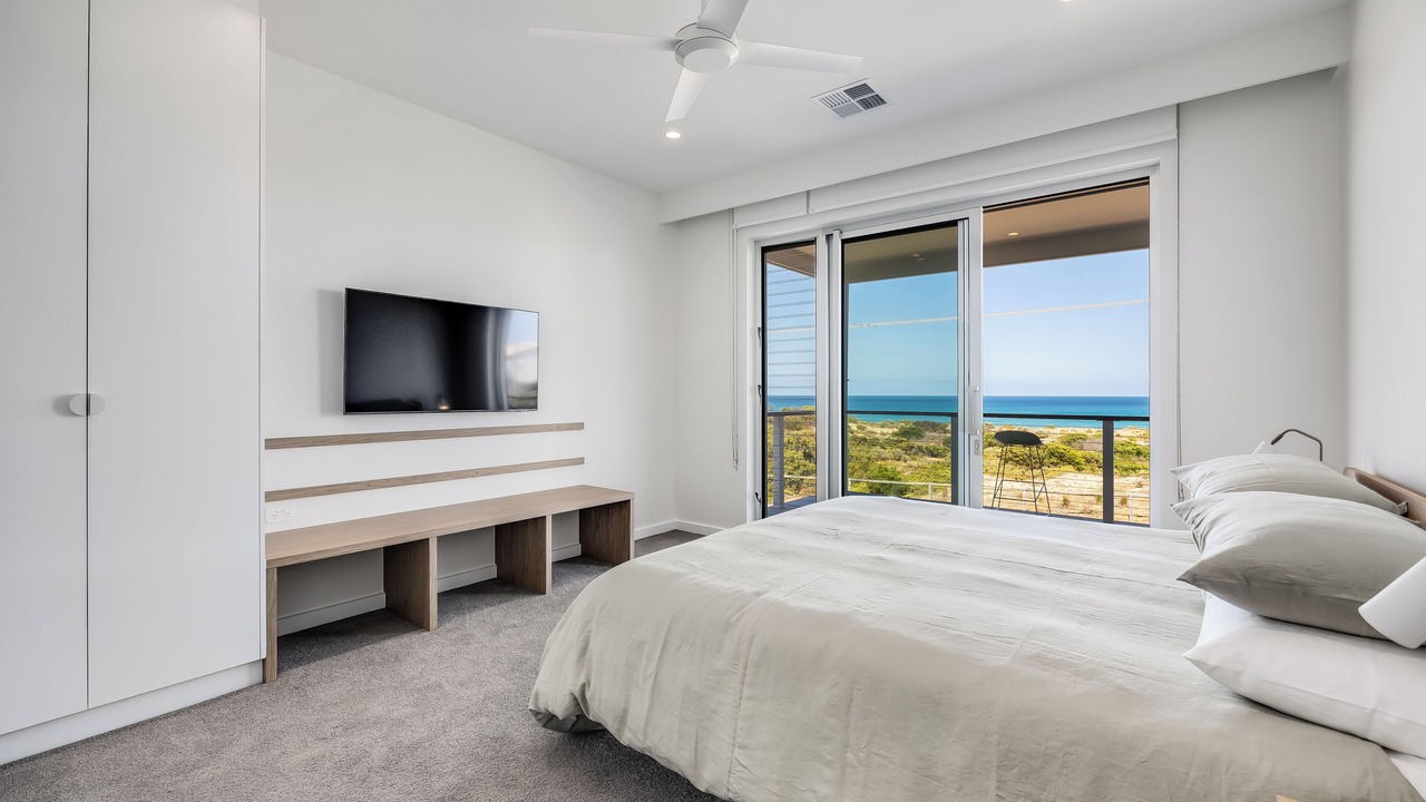 Photo of Bedroom in Silver Sands